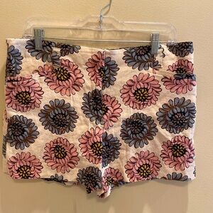 LOFT Linen Blend Dress Shorts  Lilac Blue Dahlia Cream Floral Size 8